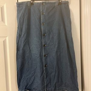 Plus size button down Jean skirt
